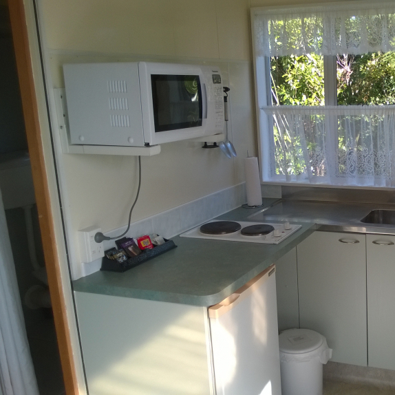 gallery/wp-content-uploads-2014-04-Blowholes-View-Kitchen